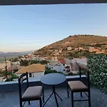 Vandrerhjem Mehmeti Sarandë