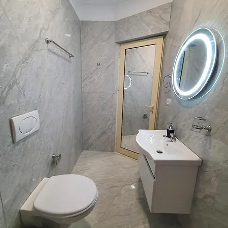 Hostel Mehmeti Sarande