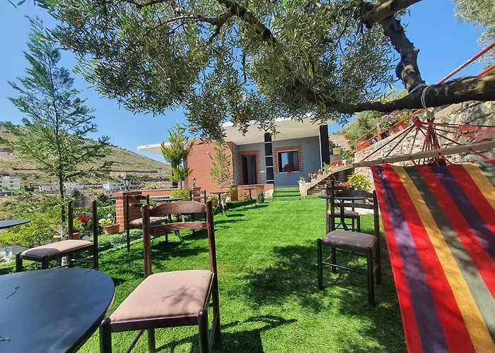 Mehmeti Hostel *